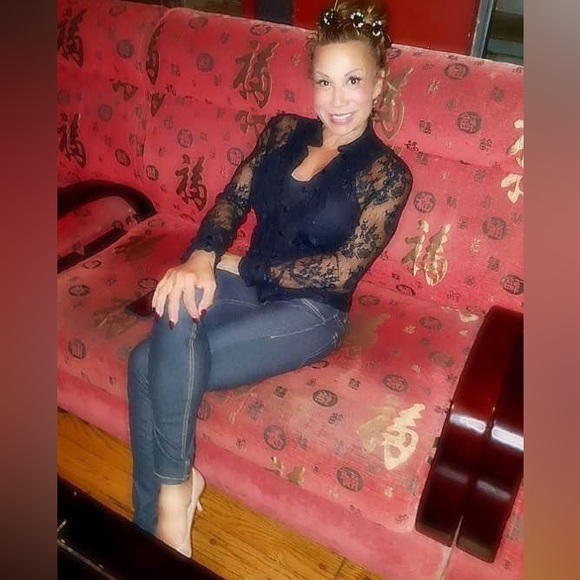 Meet your Posher, Linda - Picture 3 of 16